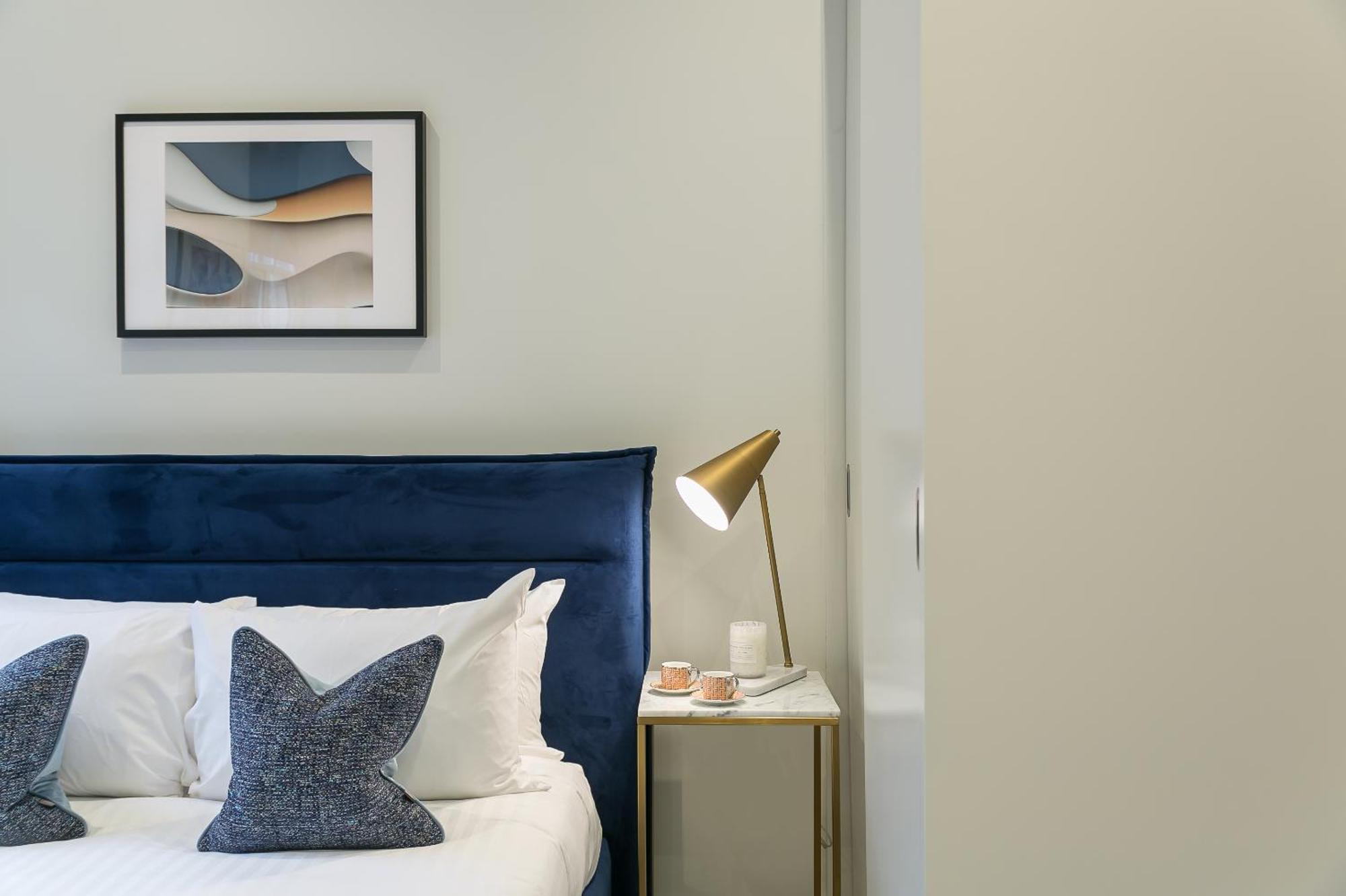 Urban Chic - Drury Apartment ลอนดอน ภายนอก รูปภาพ