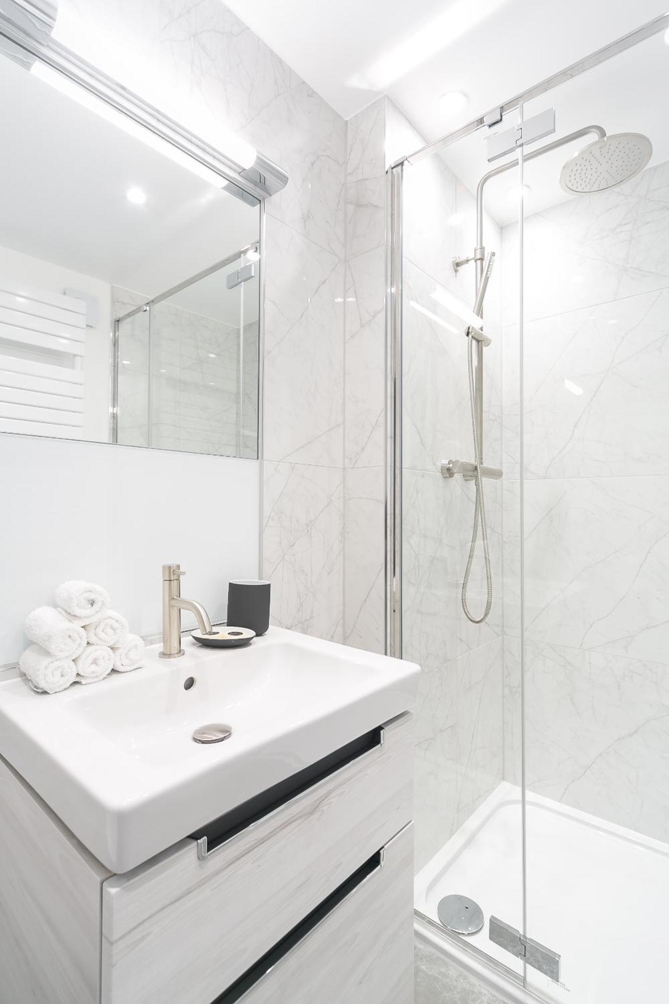 Urban Chic - Drury Apartment ลอนดอน ภายนอก รูปภาพ